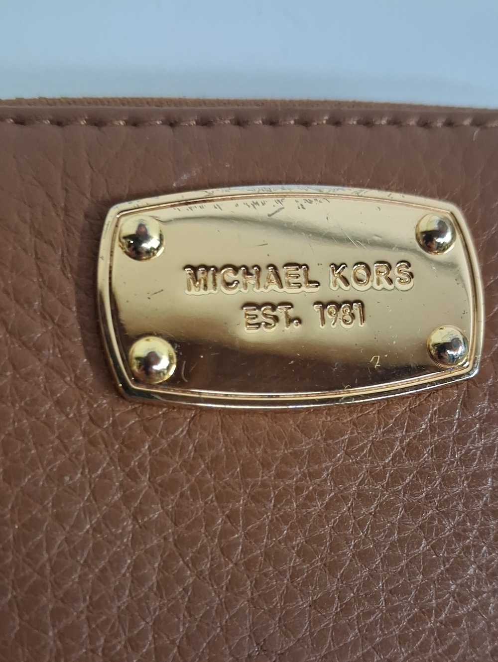 Womens Michael Kors Brown Leather Zip Bi-fold Wallet - Picture 2 of 5